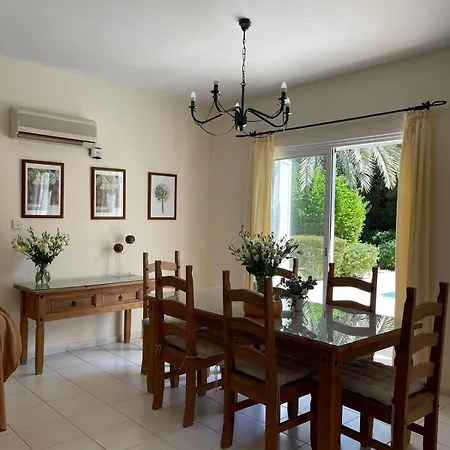 Βίλα Cyprus Beachfront Paradise Private Pool