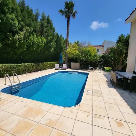 Cyprus Beachfront Paradise Private Pool * Coral Bay